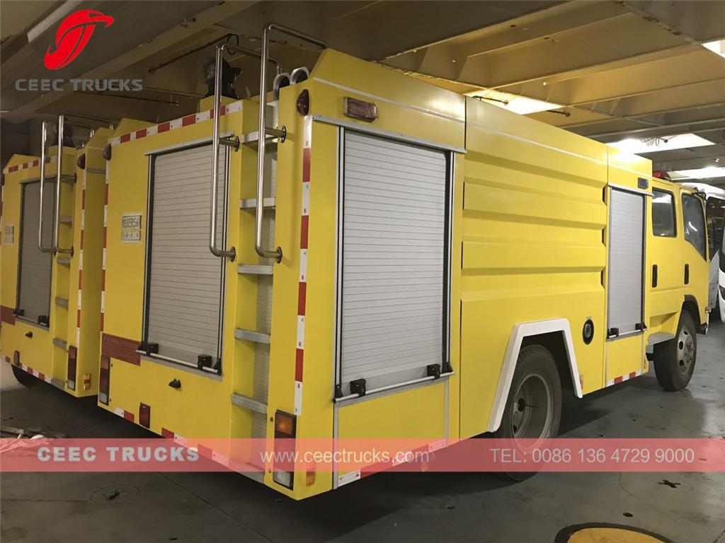 Dubai customer buy 2 units ISUZU firefighting trucks low price sale