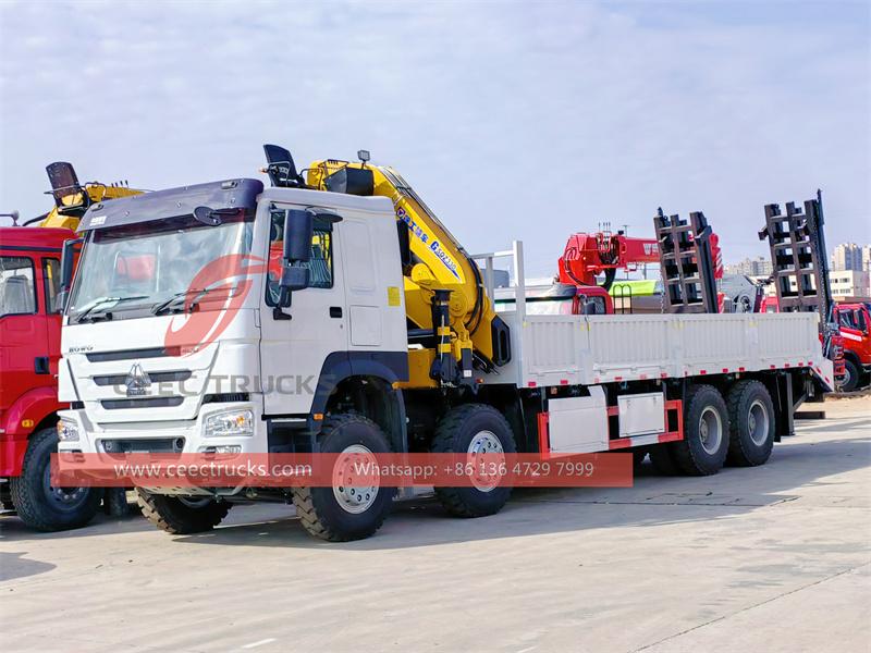 HOWO 8x4 knuckle crane truck  (25 tons)