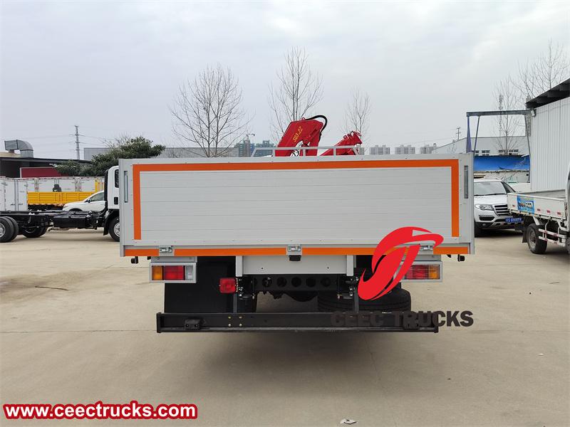 ISUZU 700P knuckle boom truck crane