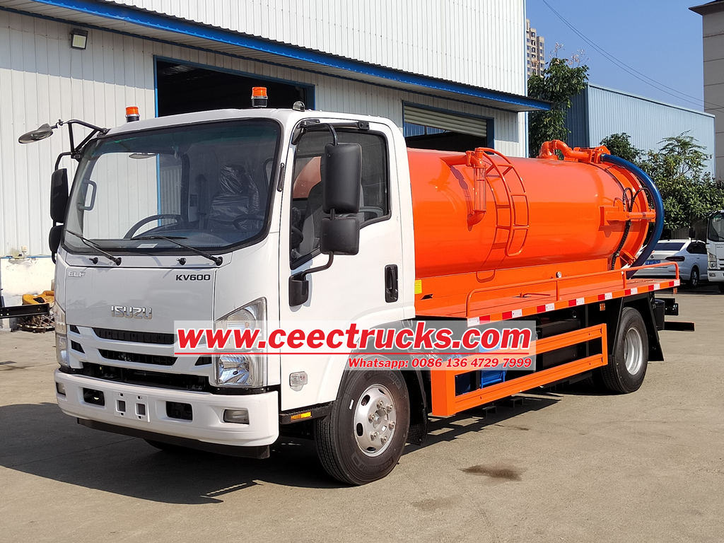 ISUZU NKR septic vacuum truck for sale