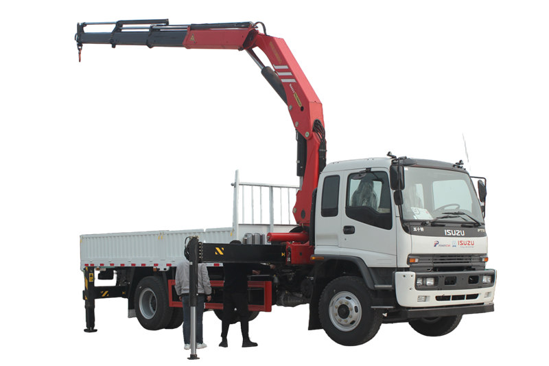 Isuzu truck with lifting crane
