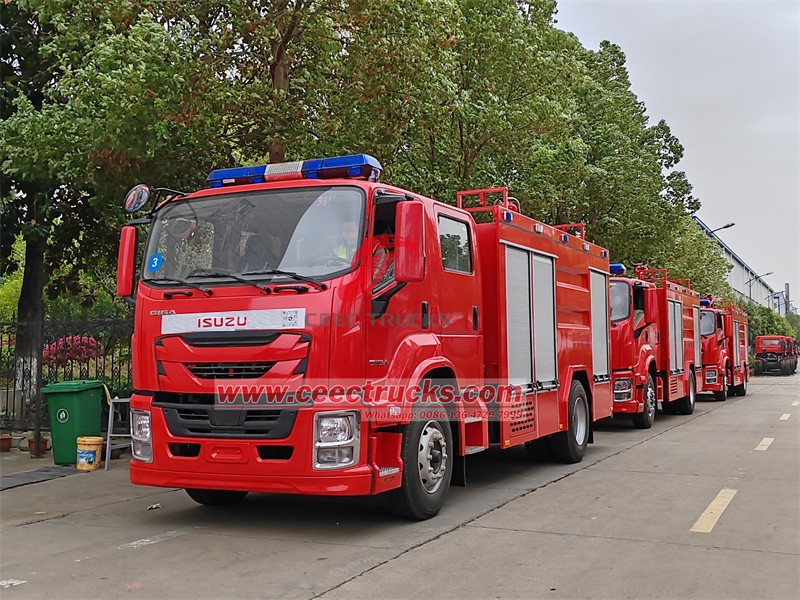 Isuzu fire fighting tanker truck Isuzu fire fighting tanker truck