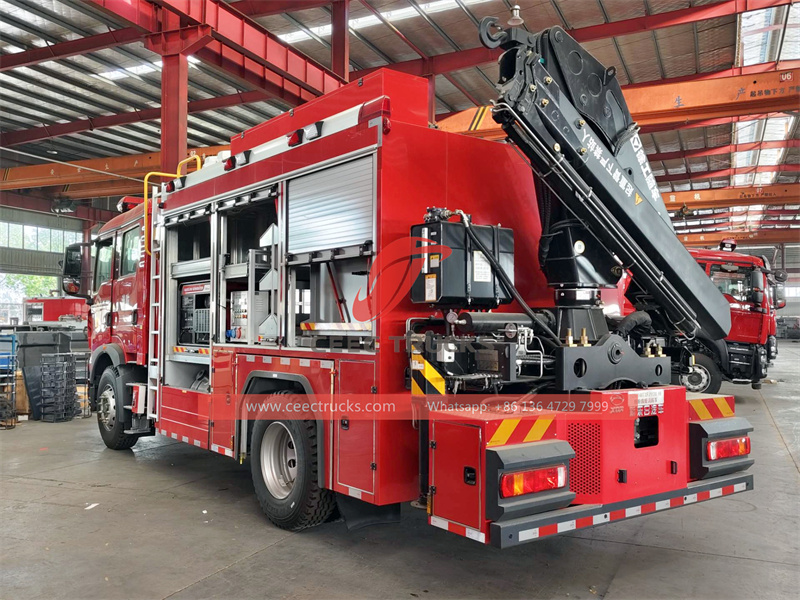 Howo 4x2 emergency lighting fire truck