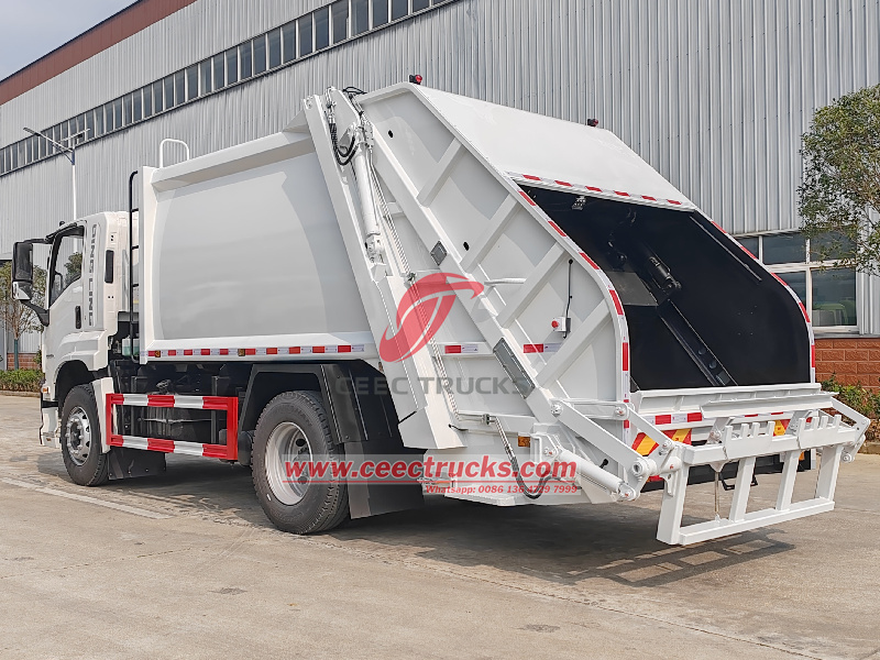 Isuzu 10cbm refuse compactor garbage truck
