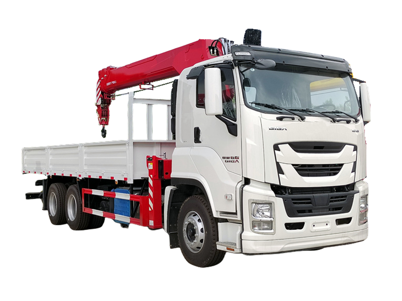 Isuzu GIGA 6x4 cargo truck mounted 12 tons crane