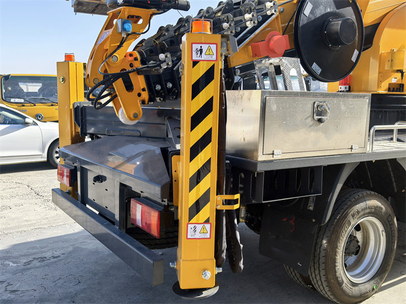 Howo aerial platform truck