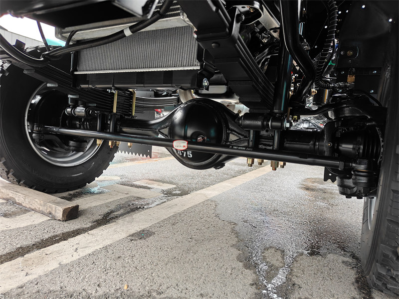 ISUZU KV800 offroad 4x4 cargo truck