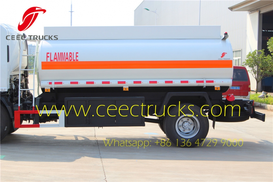 China TOP isuzu 5000 liters fuel tanker truck