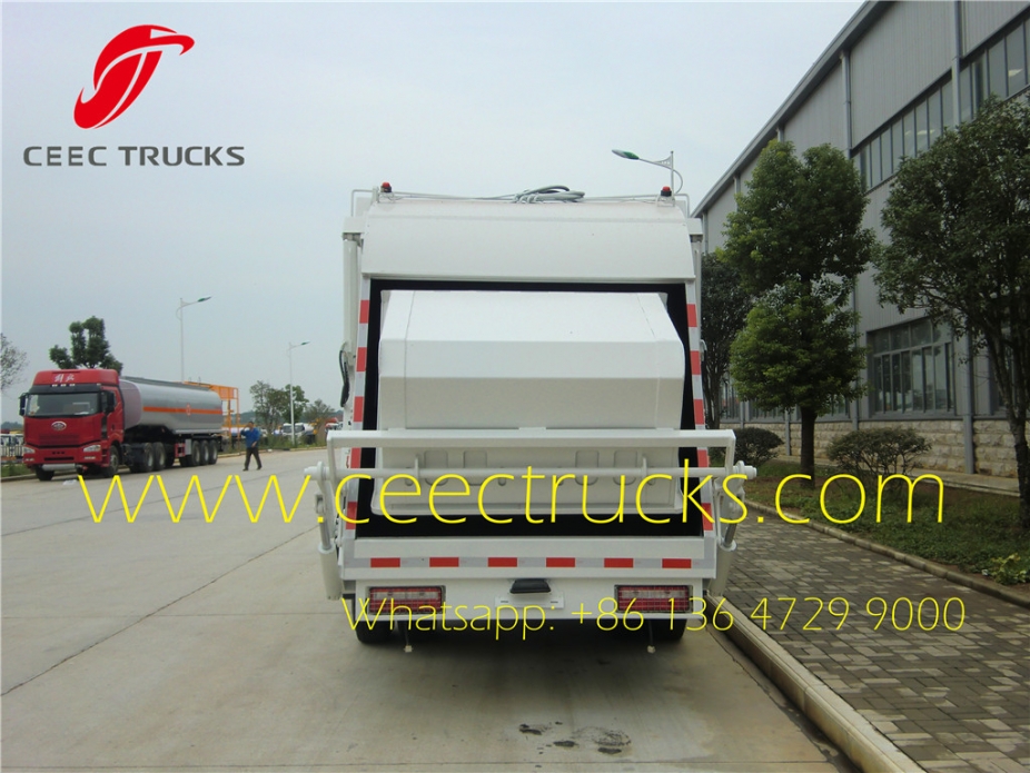 2016 new dongfeng 10000 liters garbage compactor trucks lowest price