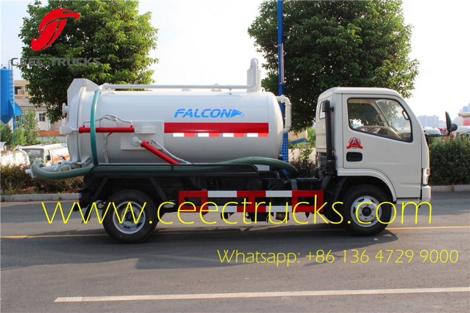 Manufacturer supply dongfeng 4CBM cesspit emptier truck lowest price