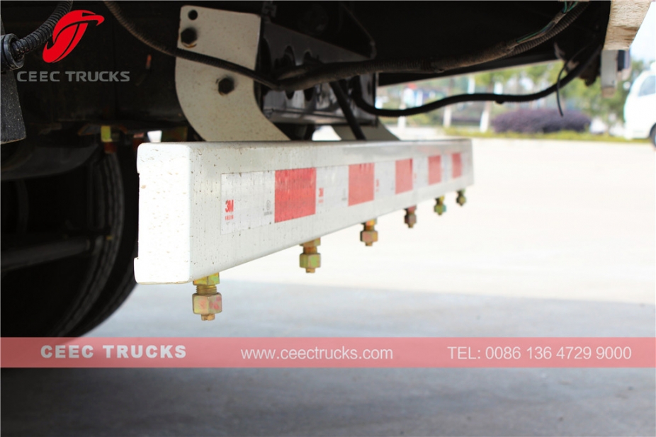 Xe quét đường chân không Dongfeng 5000L