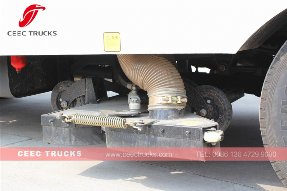 Xe quét đường chân không Dongfeng 5000L