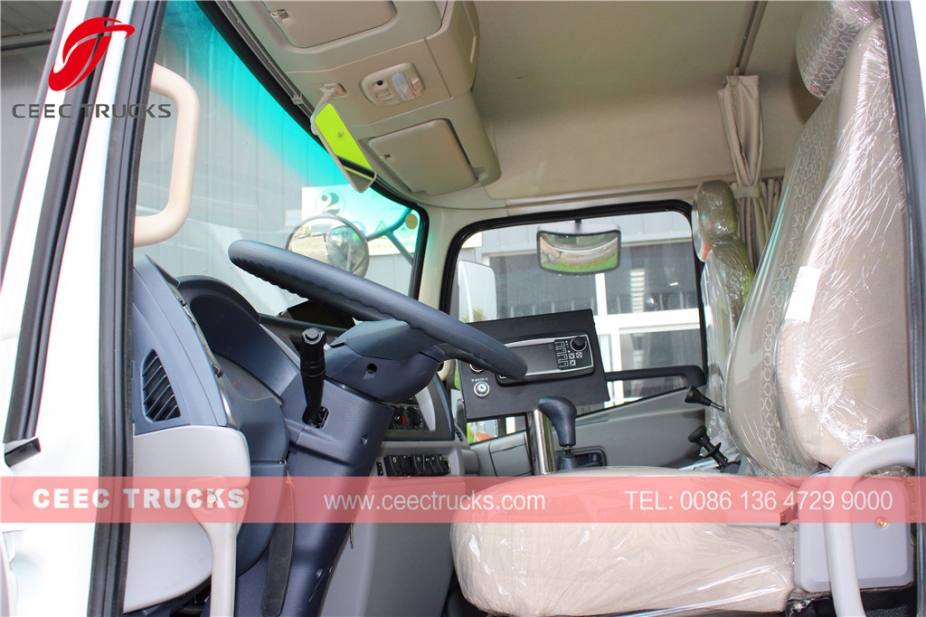 Xe quét đường Dongfeng 12.000L