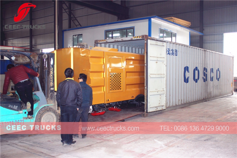 Cấu trúc thượng tầng của máy quét đường 5000L