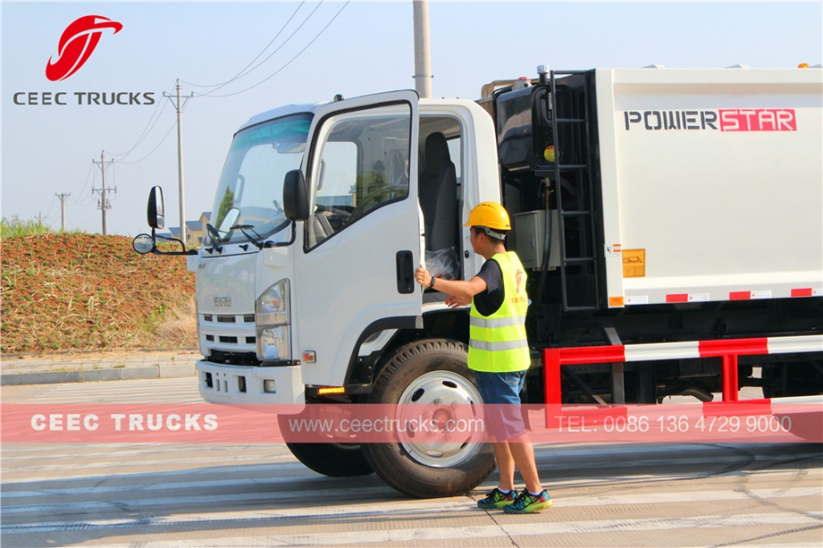 8000L garbage compactor truck ISUZU