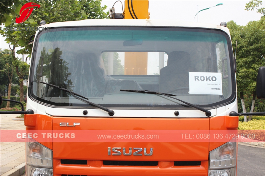 ISUZU 5 T truck mounted crane for sale