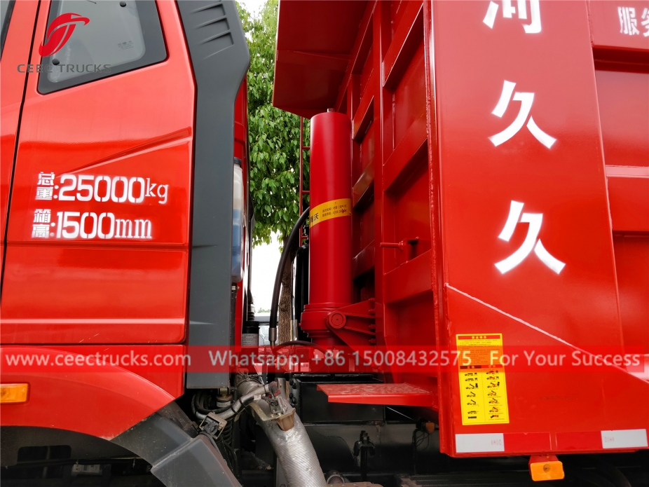 Xe xúc lật FAW 6x4