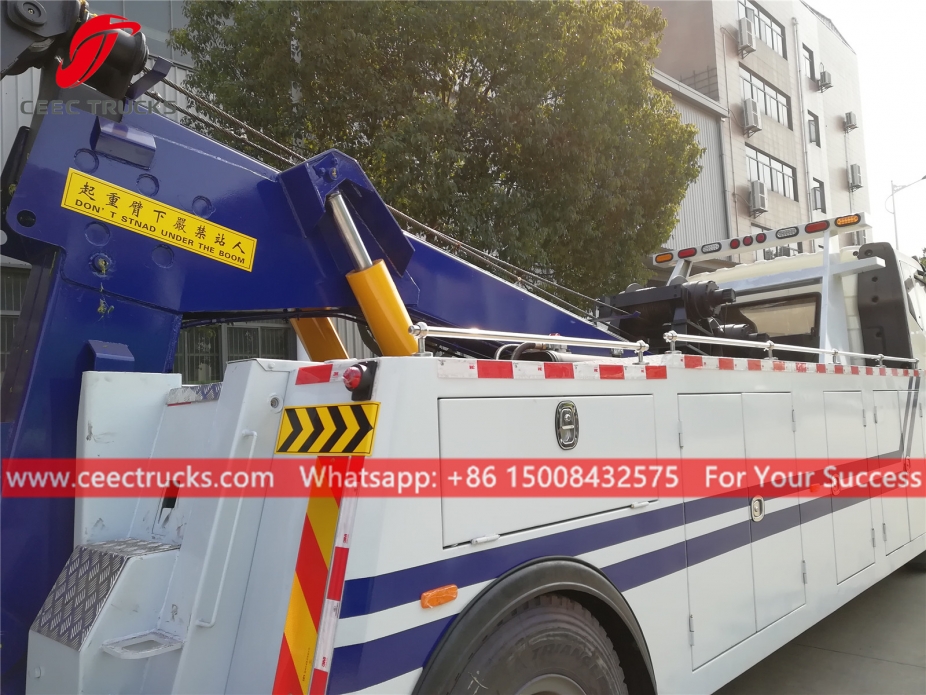 Xe tải phá hủy 12 tấn FAW