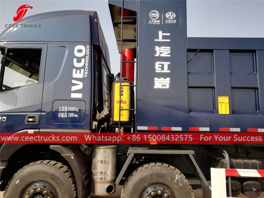 Xe ben IVECO 8x4