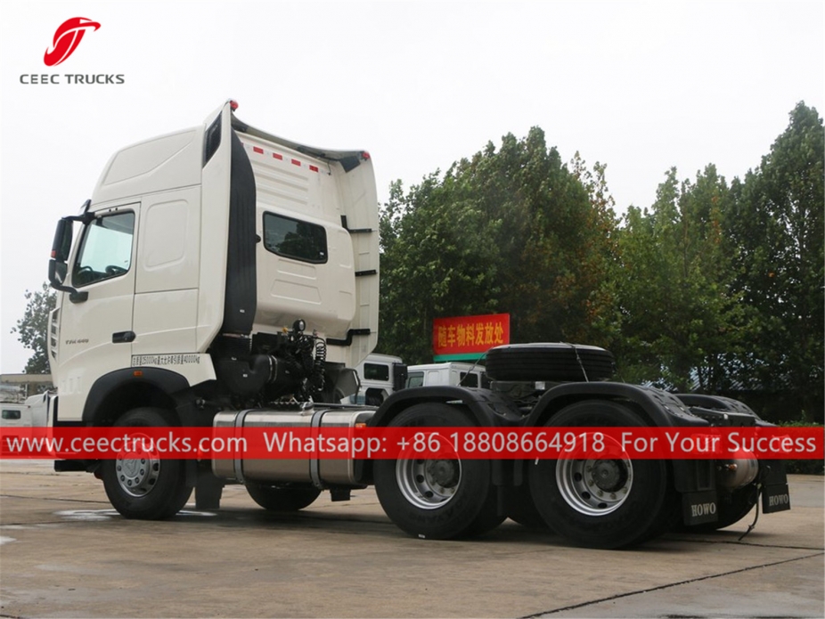 Xe đầu kéo 6x4 HOWO