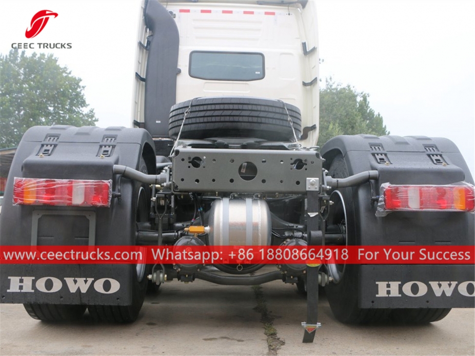 Xe đầu kéo 6x4 HOWO