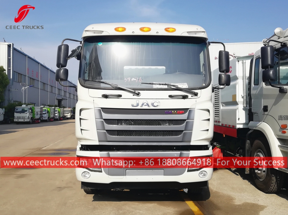 Xe quét và rửa đường JAC