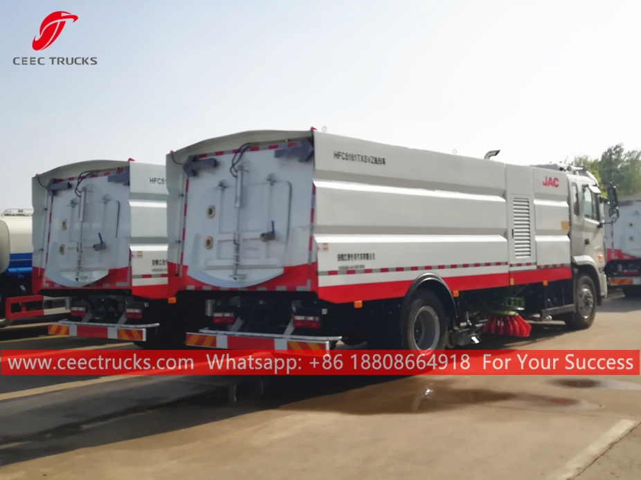 Xe quét và rửa đường JAC