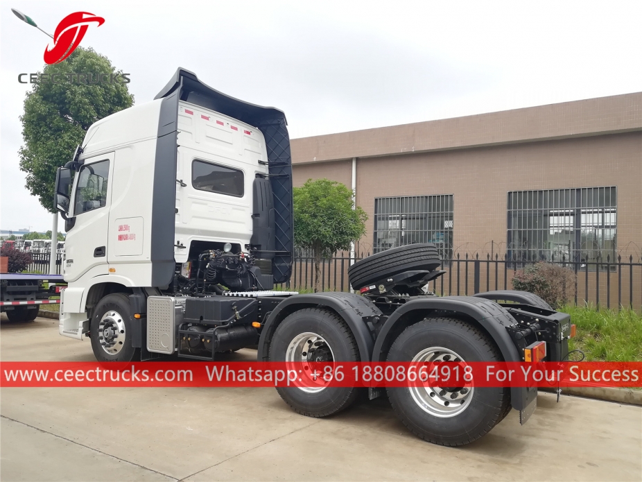 Xe đầu kéo 6x4 Dongfeng