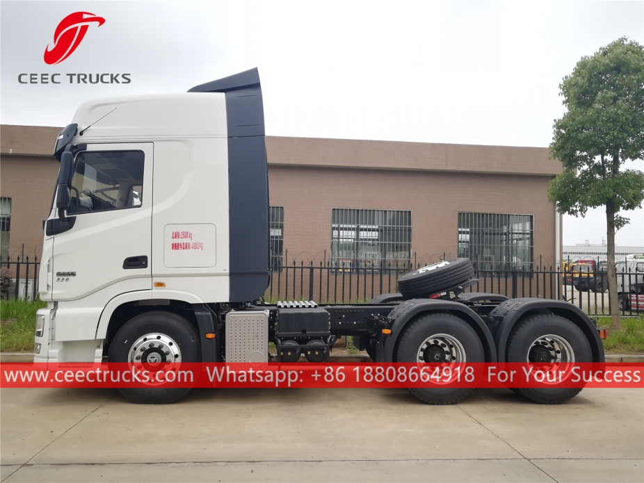 Xe đầu kéo 6x4 Dongfeng