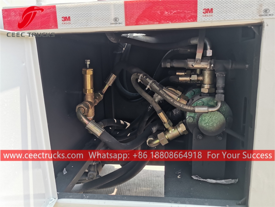 Xe rửa áp lực cao 8CBM JAC