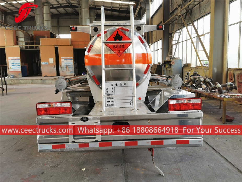 Xe tải cung cấp nhiên liệu 2CBM Dongfeng