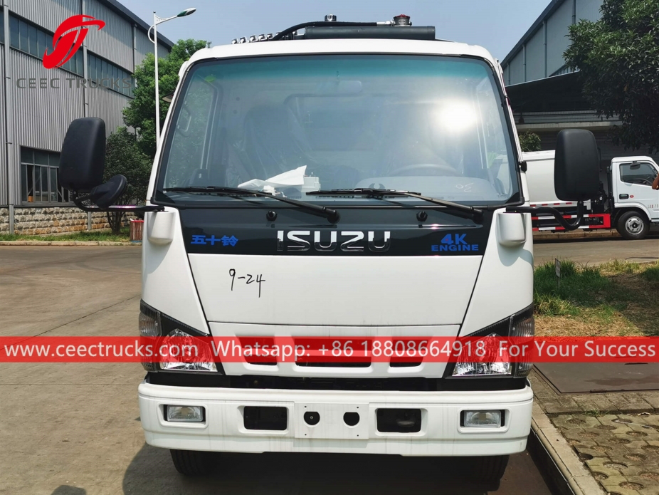 Xe chở rác phía sau ISUZU 6CBM