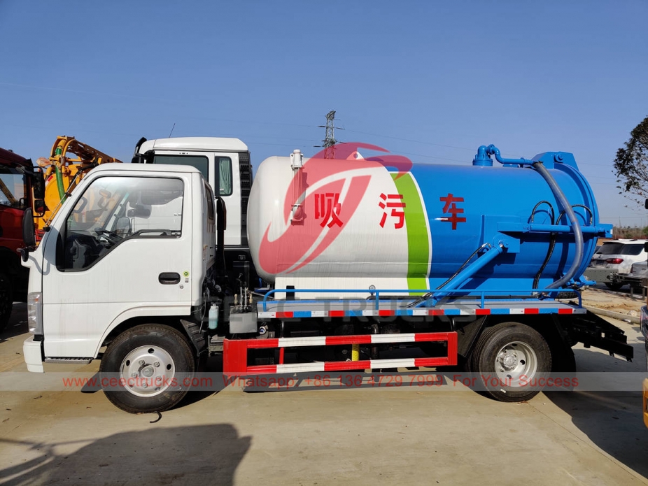 ISUZU small vacuum sewage truck at promotional price