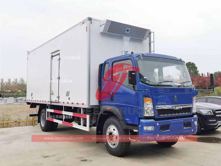 HOWO 6 wheeler Refrigerated Van Unit