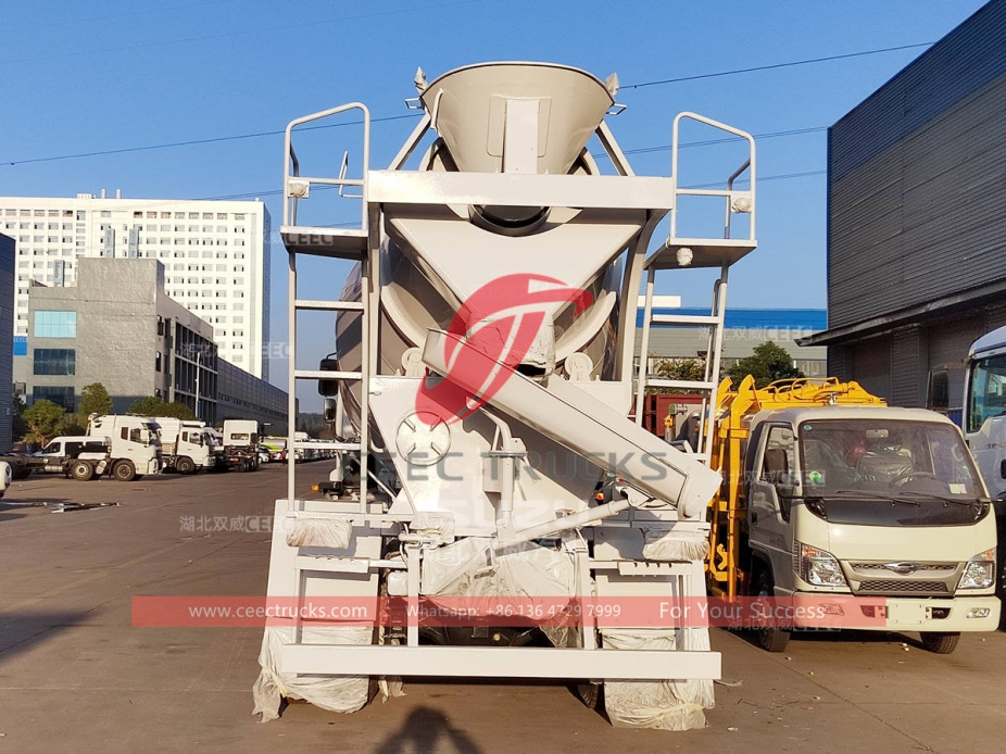 ISUZU FTR concrete mixer truck for sale