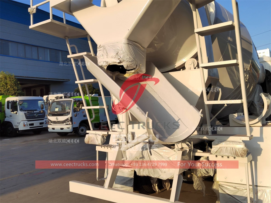 ISUZU FTR concrete mixer truck for sale