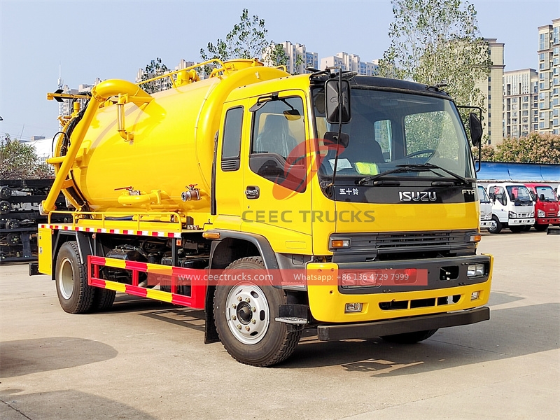 ISUZU 6 wheeler vacuum suction truck