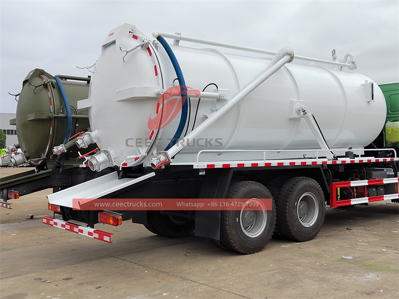 SINOTRUK 20m3 Vacuum Sewage Suction trucks with factory direct sale