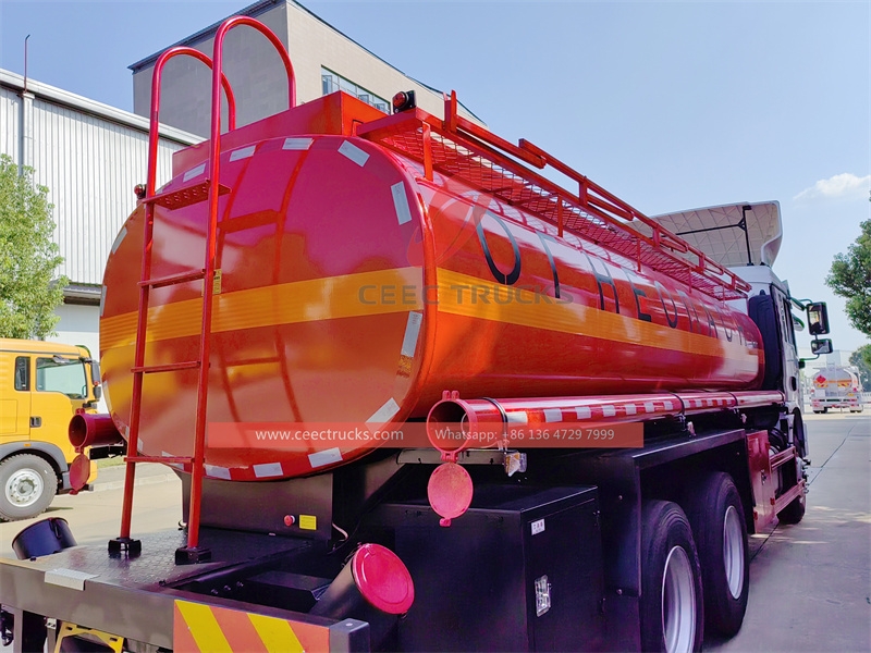 SHACMAN 20,000L fuel tanker truck made in China