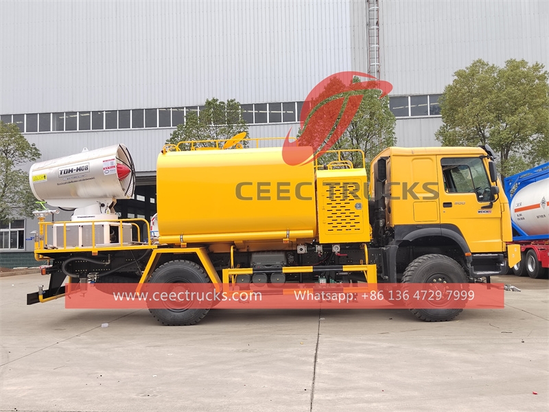 Howo 4x4 Dust Suppression Water Tank Truck for sale