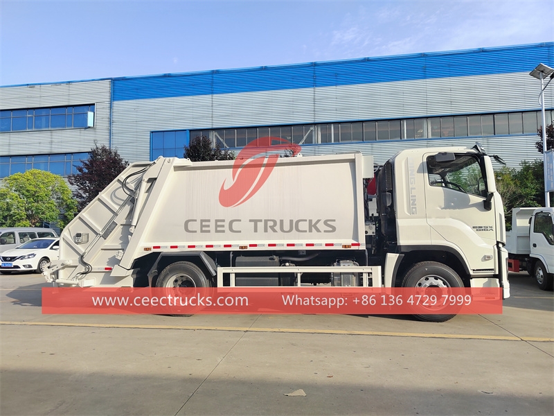 ISUZU Giga garbage compactor truck with factory direct sale