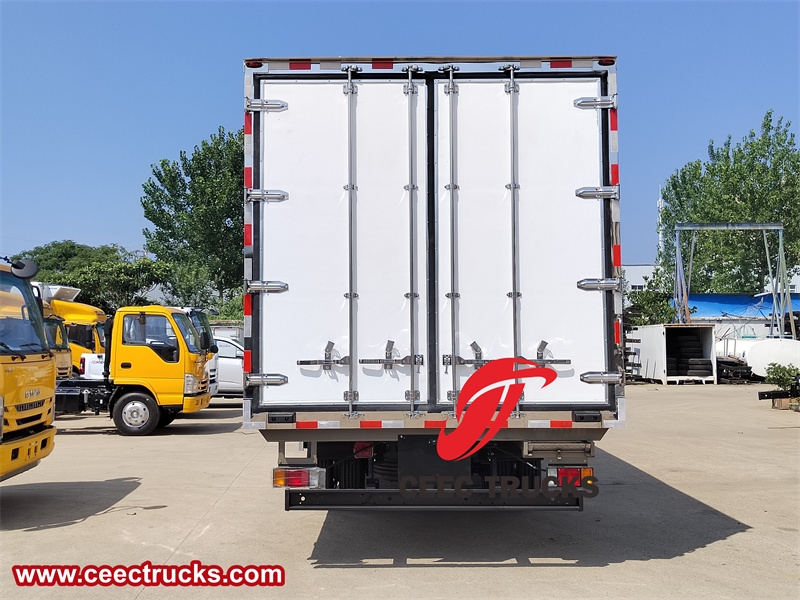 Isuzu NPR thermo king refrigerated truck