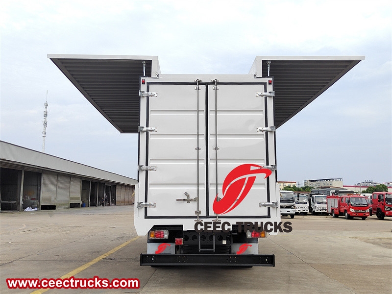 Isuzu Giga 6 wheeler Wing Van Truck