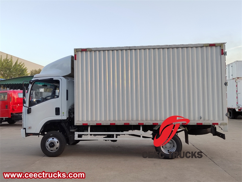 Dry Freight Box Trucks made by Isuzu