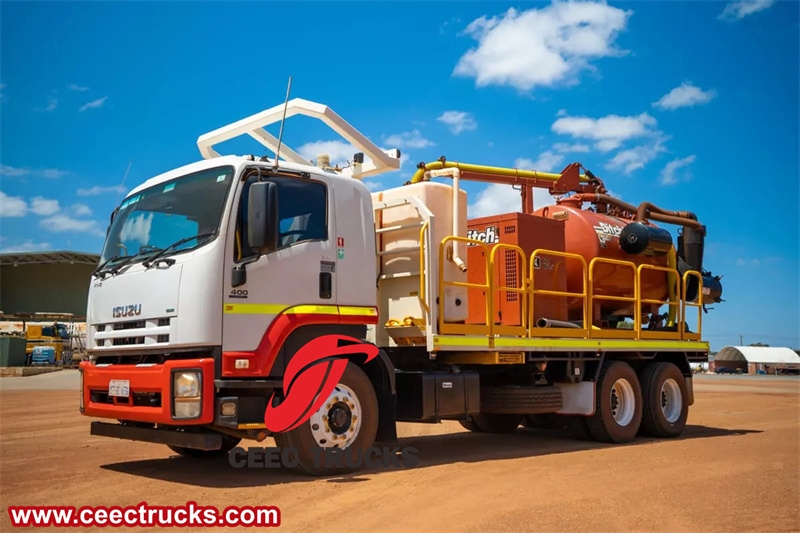 Isuzu 15,000 liters gully sucker truck