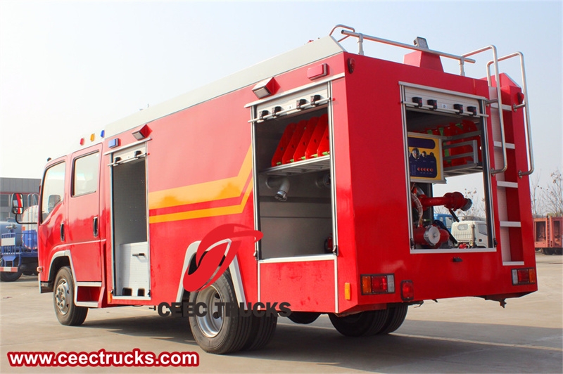 Isuzu 700P water fire fighting truck