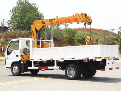Isuzu NKR 120hp truck with 3 tons telescopic crane