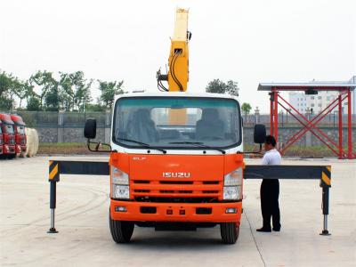 Isuzu ELF 190hp truck with 5 tons telescopic crane