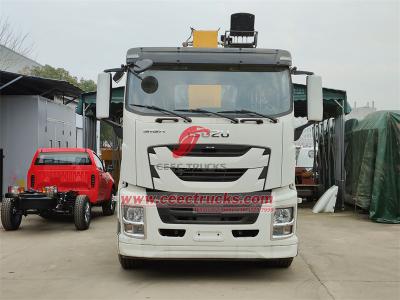 Philippines Isuzu GIGA 520HP boom crane dropside cargo truck