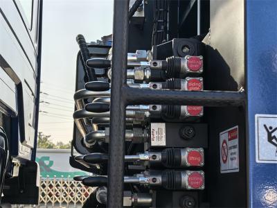 HOWO 6x4 20cbm rear loader compactor truck